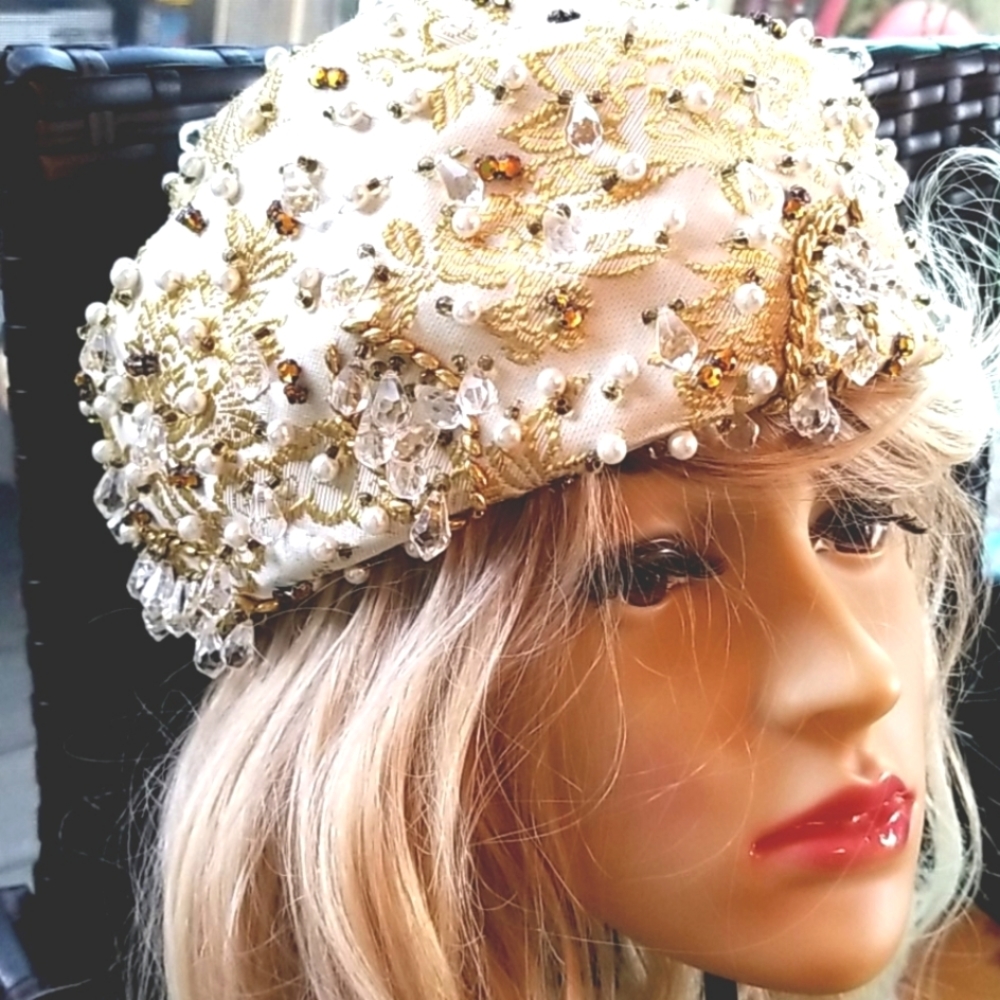 60's CHRISTIAN DIOR Vtg  Chapeaux Paris NY Beaded Ornate Wedding Hat Pristine EV - Picture 11 of 16